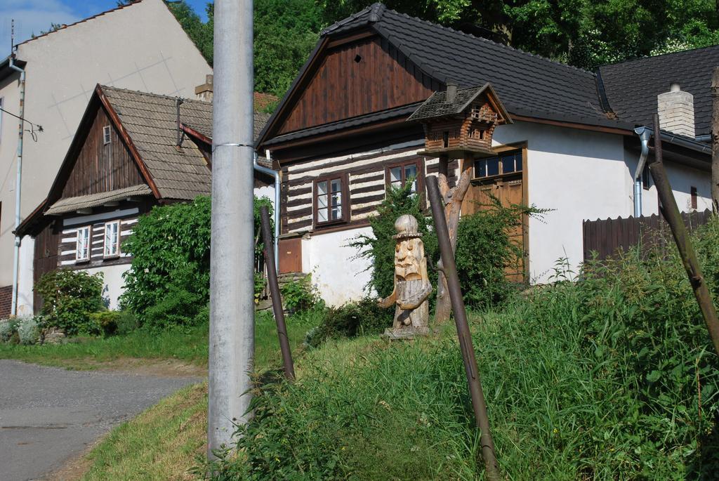 Rodinne Ubytovani Na Habesi Crhov Luaran gambar